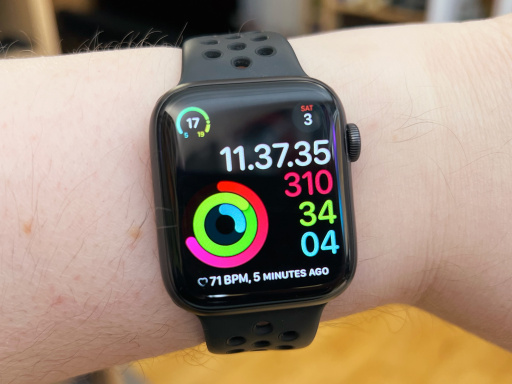 Photo of Apple Watch Series 6