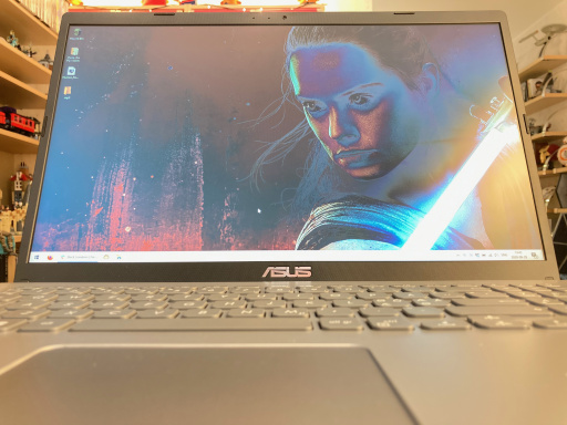 Photo of Asus 15,6" X509FL